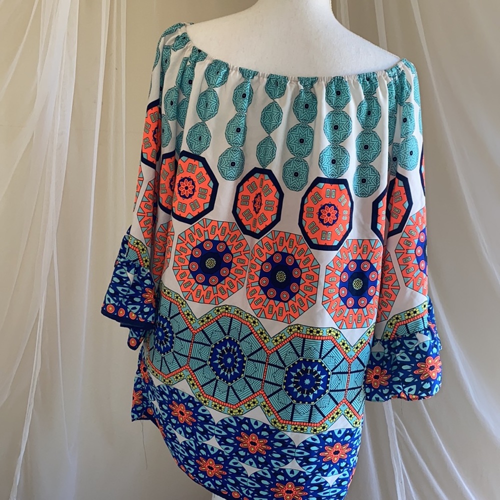 Tunic - Picture 3 of 7